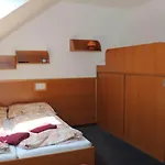 Han/Misafirhane Rollba Loučná nad Desnou