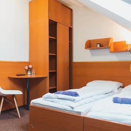 Rollba Inn 2*